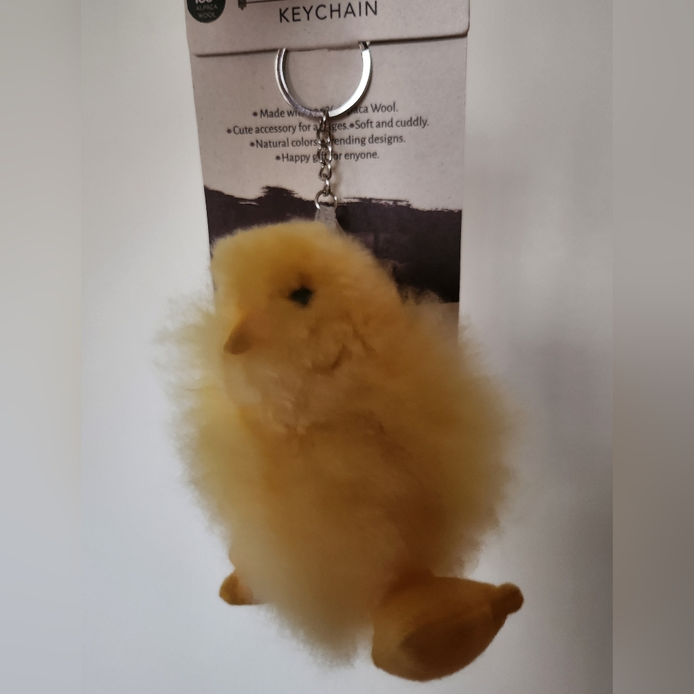 100% Alpaca Wool Chick Keychain - Yellow - Picture 4 of 9